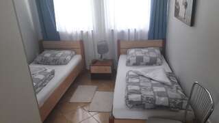 Отель Hotel Elda Быдгощ Двухместный номер с 1 кроватью или 2 отдельными кроватями-6